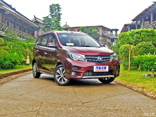 東風(fēng)啟辰 啟辰M50V 2017款 基本型 東風(fēng)啟辰 啟辰M50V 2017款 基本型